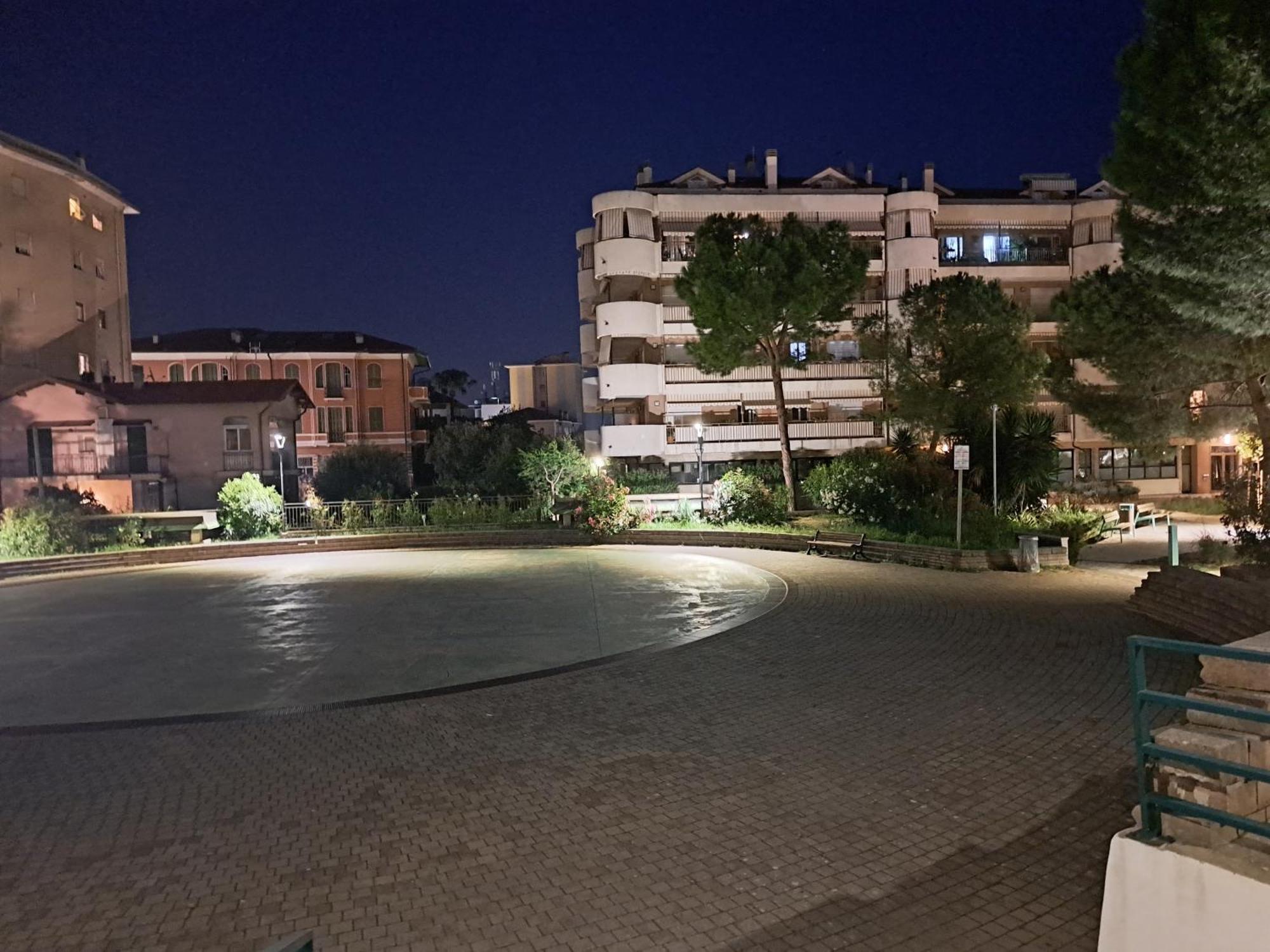 Appartamento - Terrazzo Vivibile Vista Mare, Wi-Fi Gratuito Валекрозия Екстериор снимка
