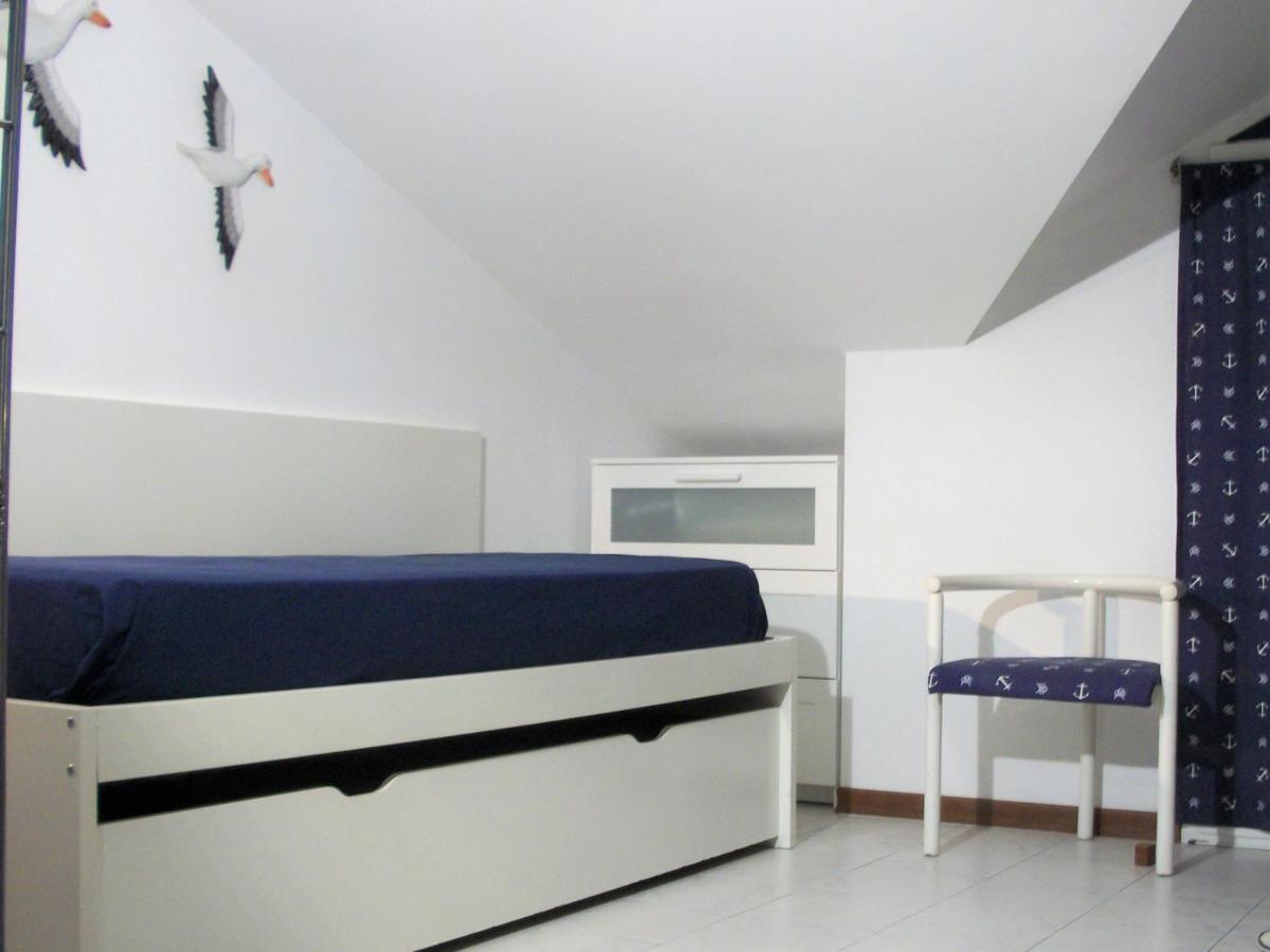Appartamento - Terrazzo Vivibile Vista Mare, Wi-Fi Gratuito Валекрозия Екстериор снимка